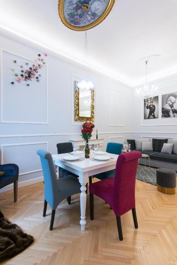 Vogue Apartment Near By Wenceslas Square Praag Buitenkant foto