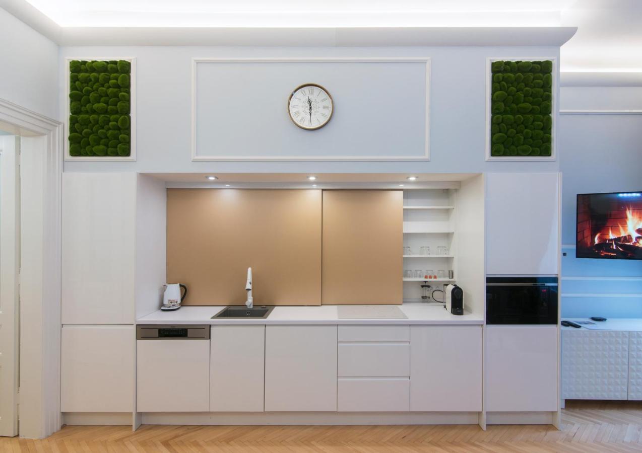 Vogue Apartment Near By Wenceslas Square Praag Buitenkant foto
