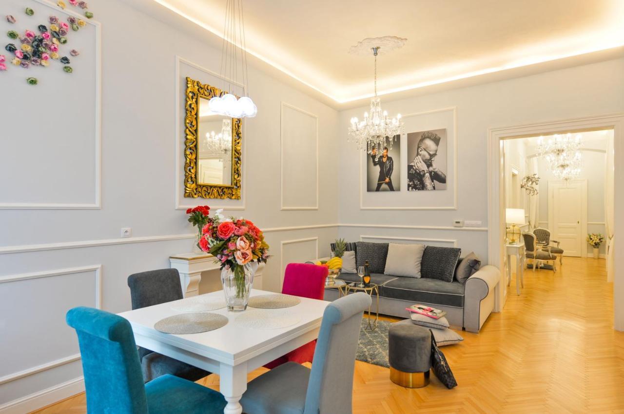 Vogue Apartment Near By Wenceslas Square Praag Buitenkant foto