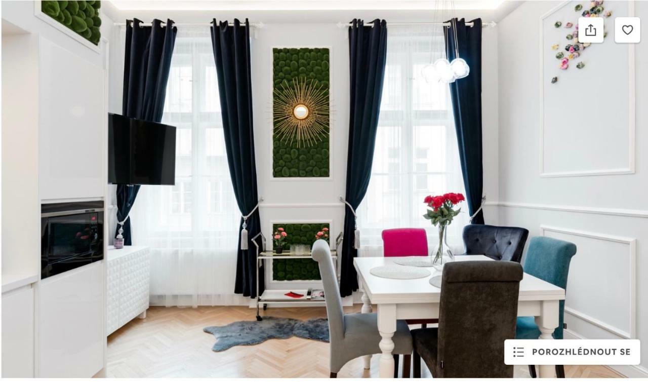 Vogue Apartment Near By Wenceslas Square Praag Buitenkant foto